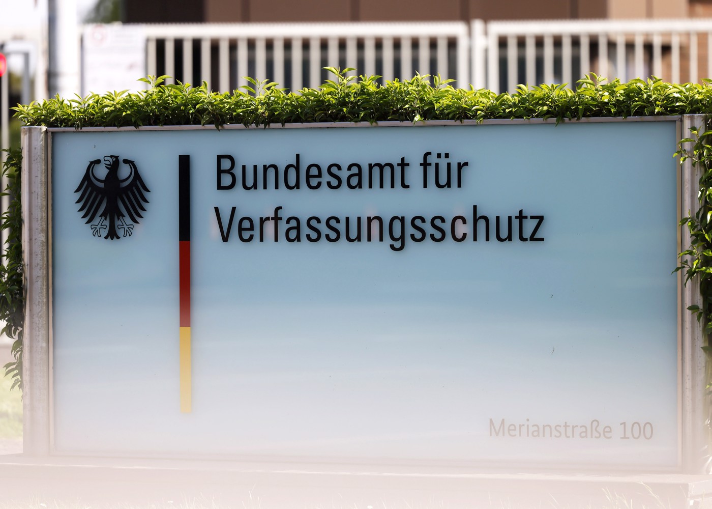 German Intelligence Spies on Record Number of Bank Accounts