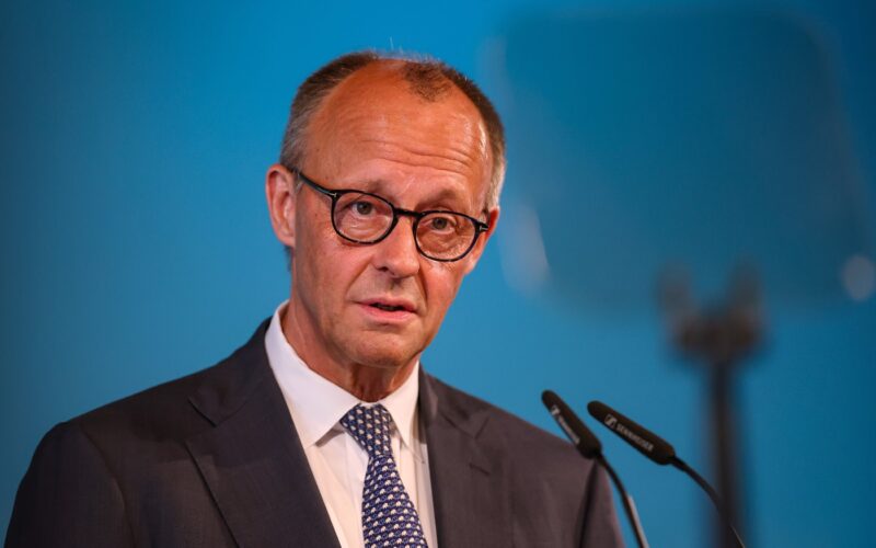 Merz Warns Against AfD Cooperation, Draws Historical Parallel to Nazi Party