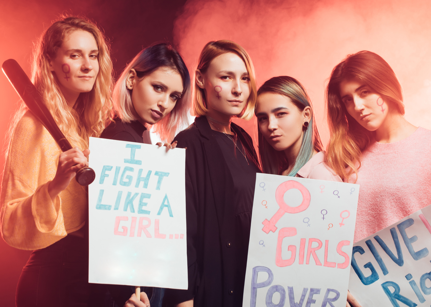 How Internet Trends Constantly Badmouth Male-Female Relationships