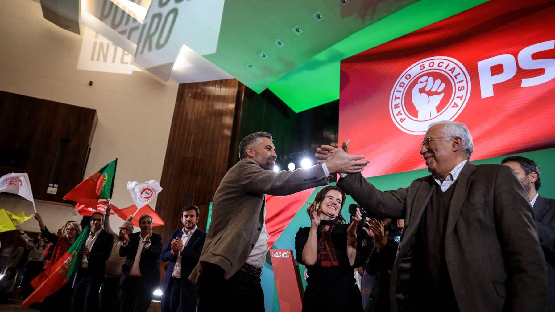 Portugal Socialist Party HQ Raided in Bribery Probe