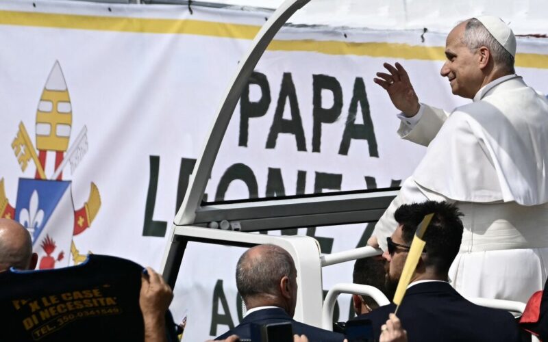 Pope Addresses Mafia Corruption in Naples Region