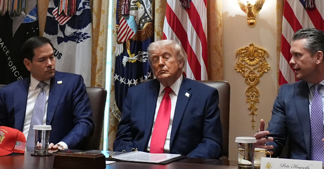 Trump Holds Situation Room Meeting on Iran Decision