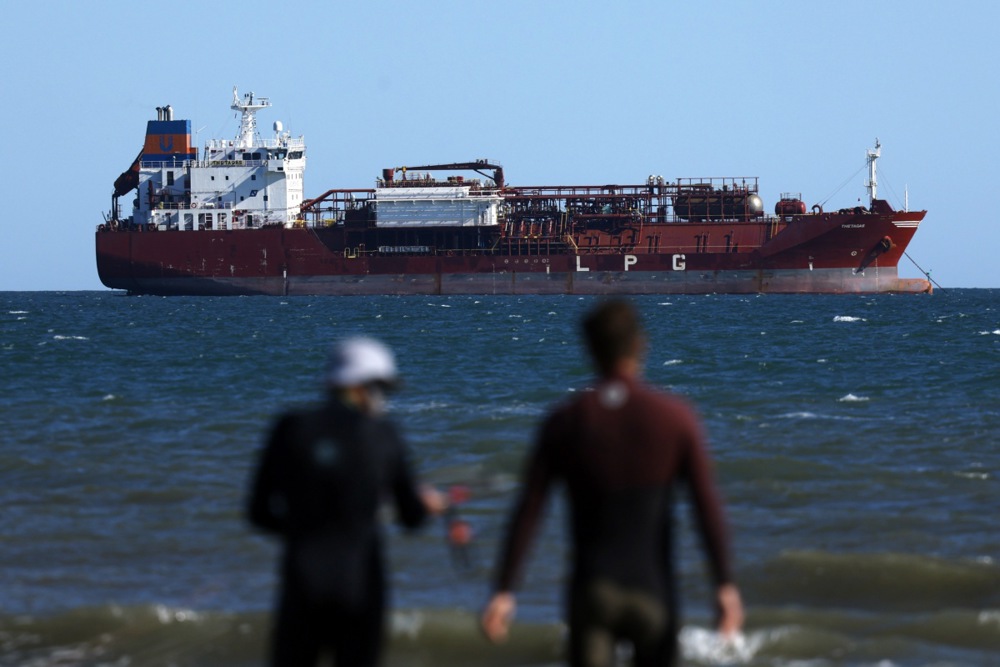 EU Imposes Sanctions on Iran Over Strait Blockade