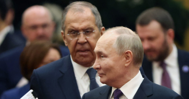 Russia Warns U.S. to Evacuate Embassy Before Kyiv Strikes