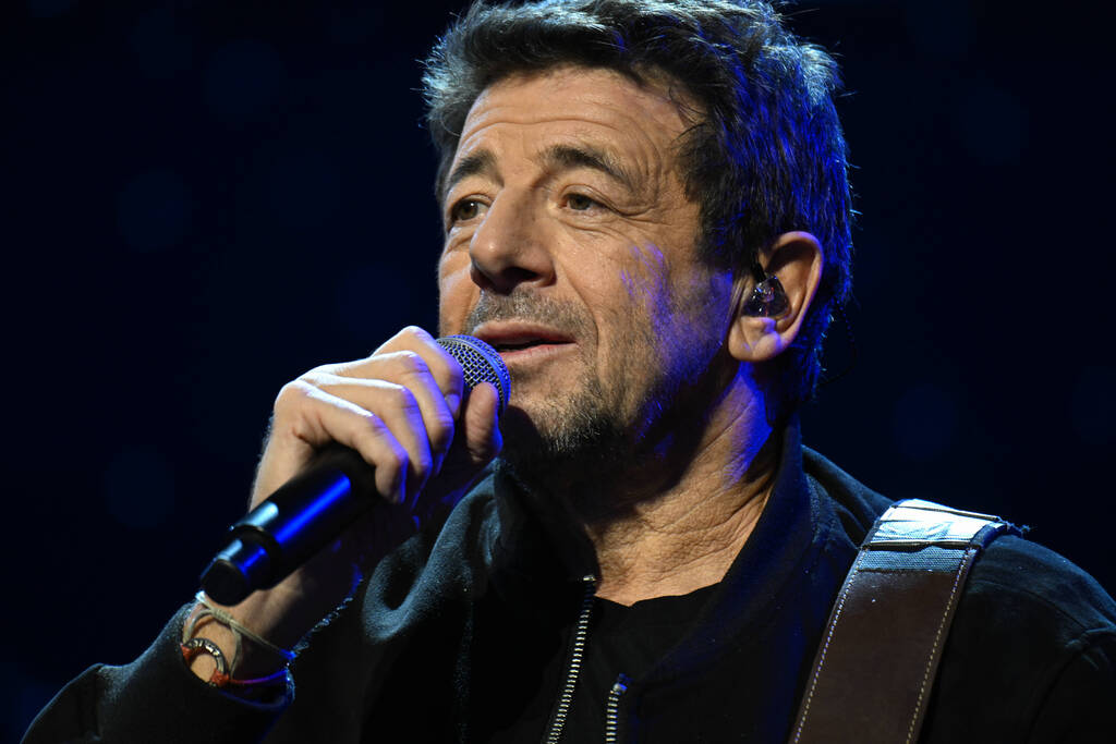 Patrick Bruel Show Disrupted by Feminist Activists