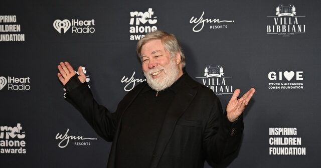 Wozniak Tells Grads: You Have AI—Actual Intelligence