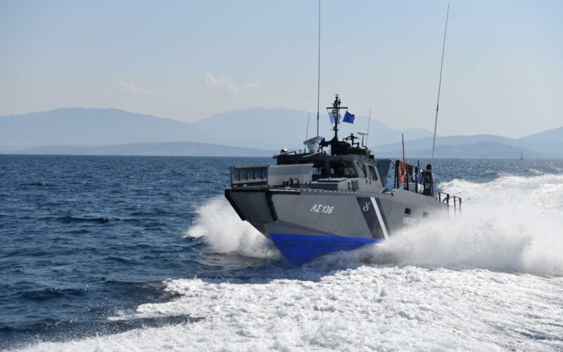 New incident in Aegean: Coast Guard vs Turkish vessel (video)