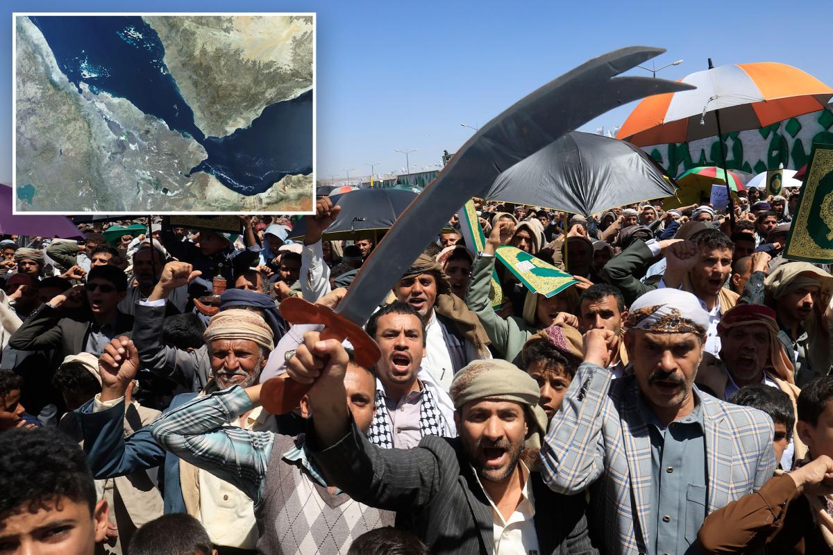 Houthi Rebels Vow to Block Israeli Ships in Red Sea
