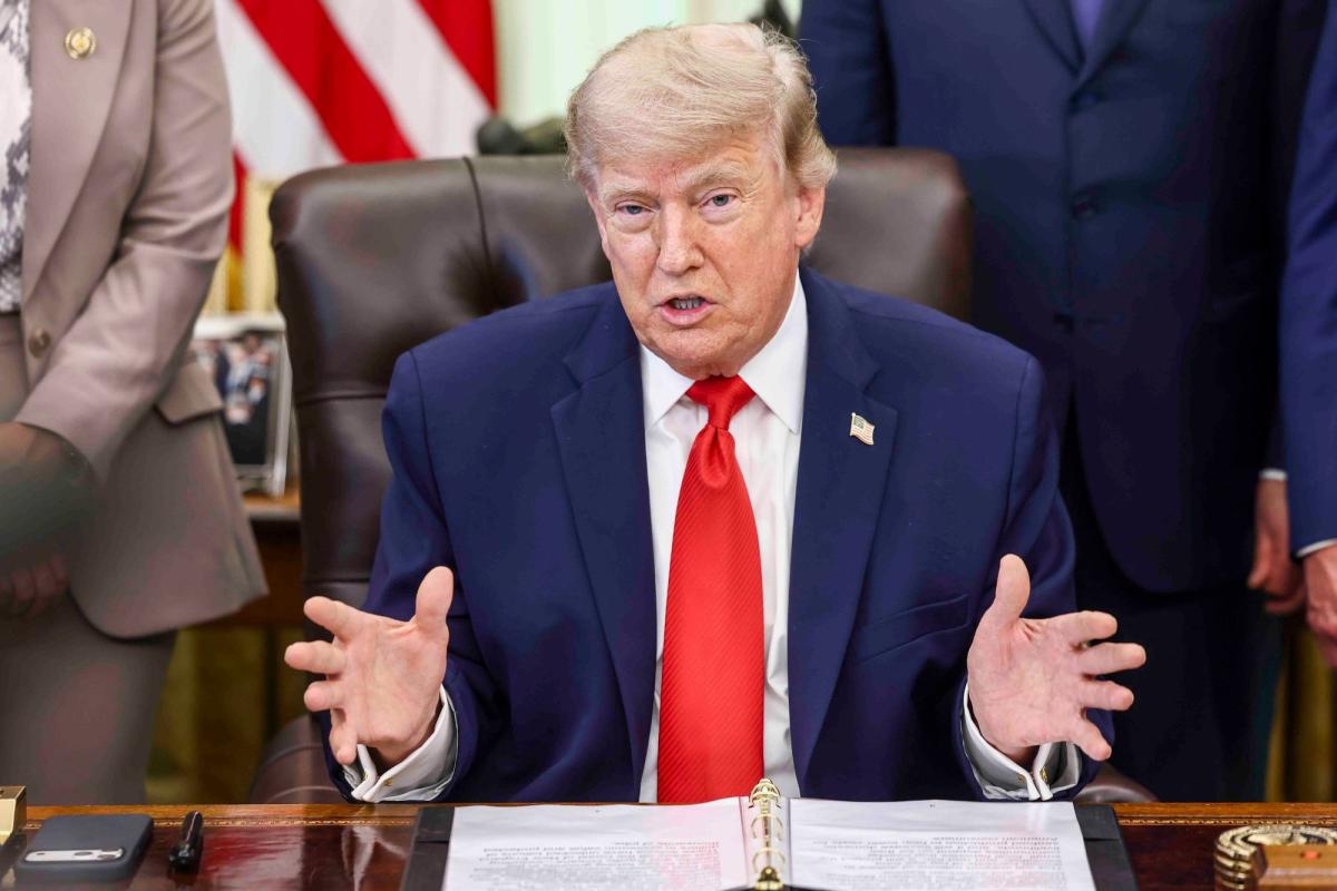 Trump’s Risky Iran Deal Raises Alarm Bells Among Critics