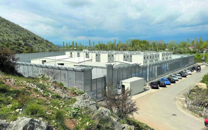 Meloni’s Migrant Stance Wins: Brussels Opens Door to Deportation Hubs