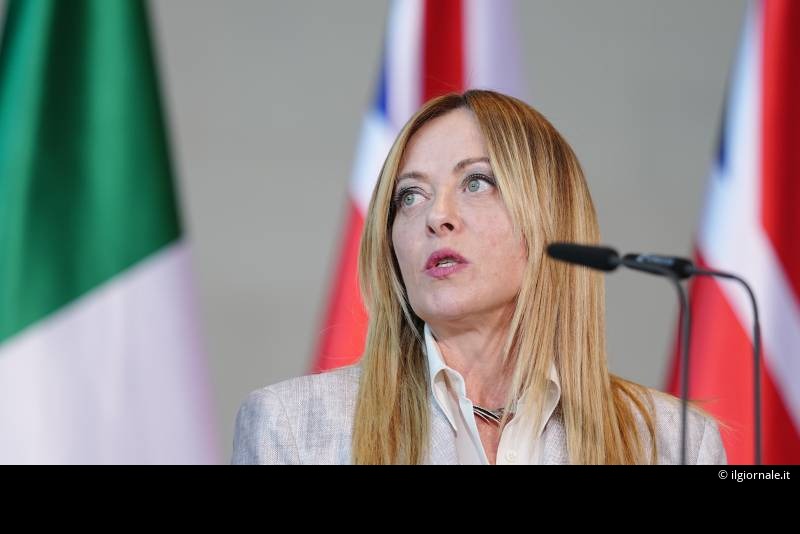 Lo stupore di Meloni: "Parole insensate. Altrimenti perché Donald ci attacca?"