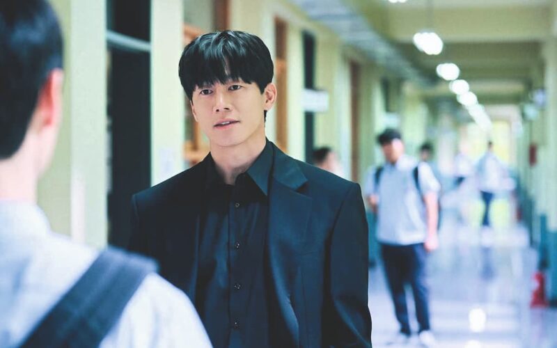 Korean Series Promotes Discipline Through Corporal Punishment