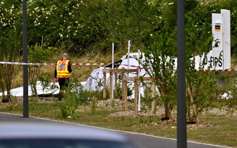 France: Eleven Dead in Small Plane Crash