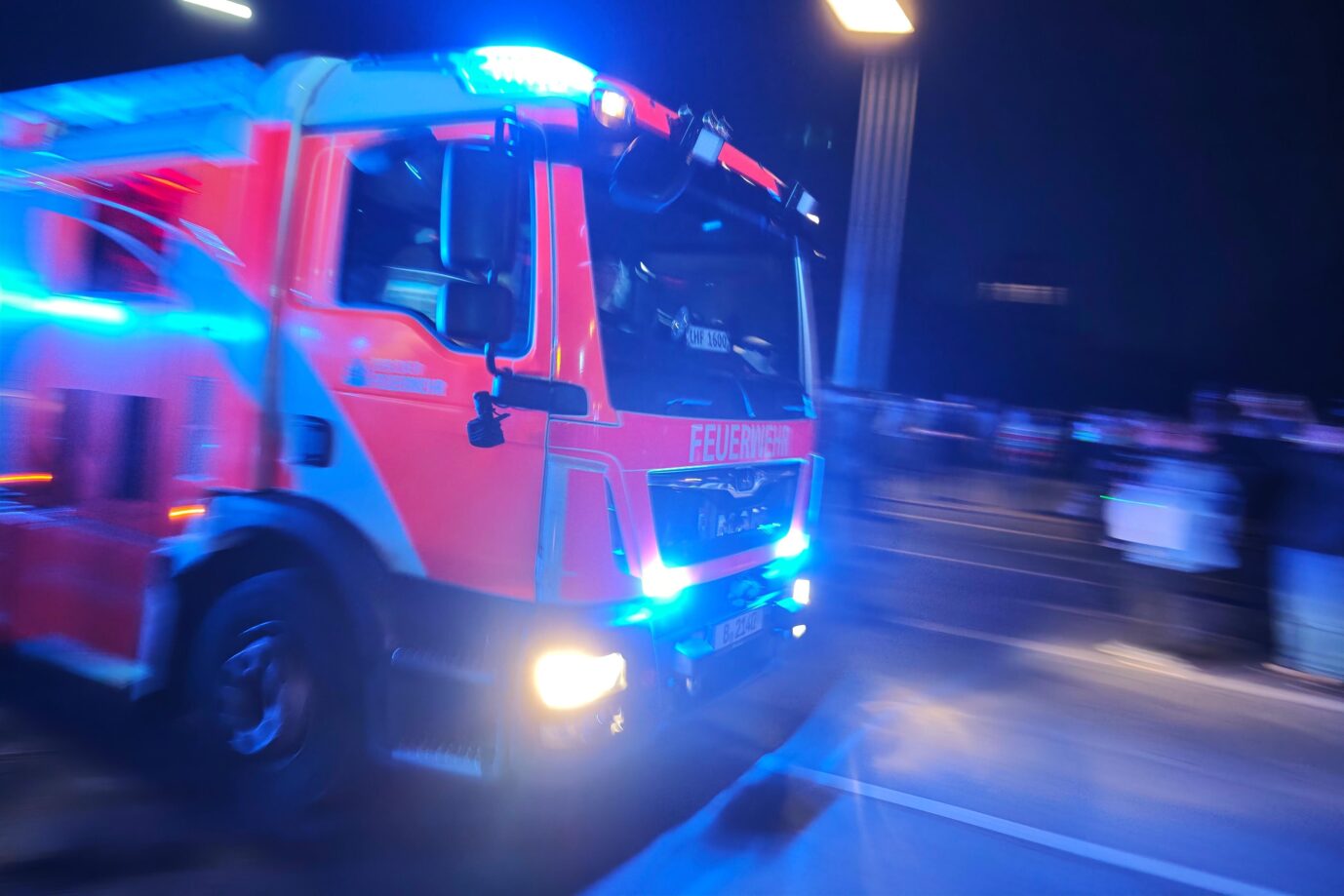 Far-left extremists torch Deutsche Telekom vehicles in terror attack