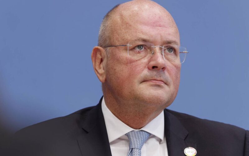 Schönbohm wins court case against ZDF but must pay costs himself