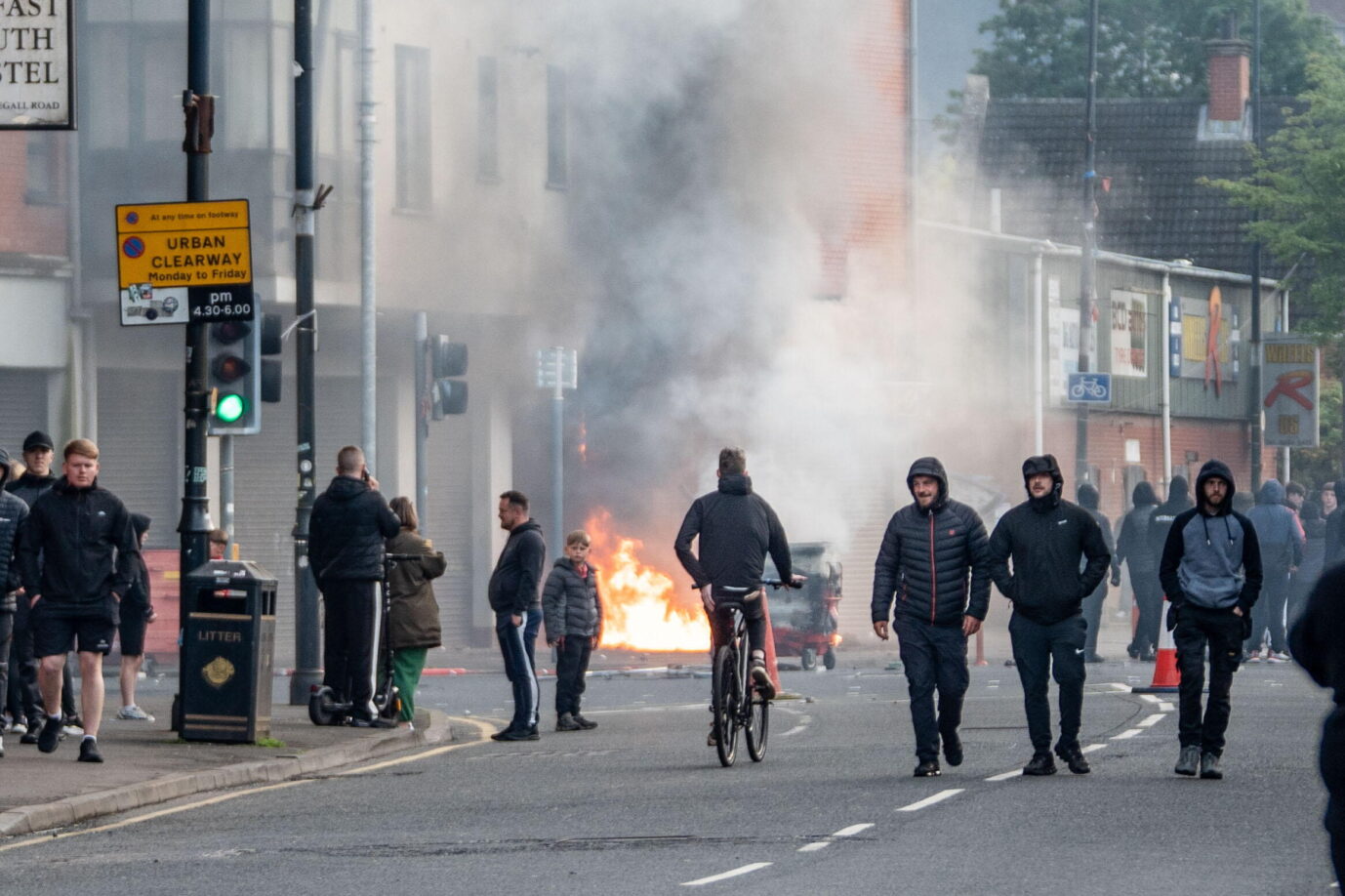 Migrant Hunt: Serious Riots in Belfast After Sudanese Attack