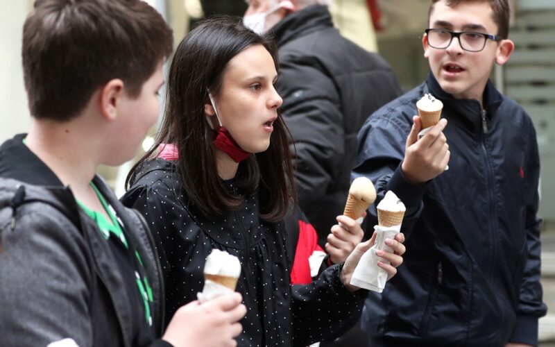 Polish Ombudsman Blasts Ice Cream Reward for Top Students