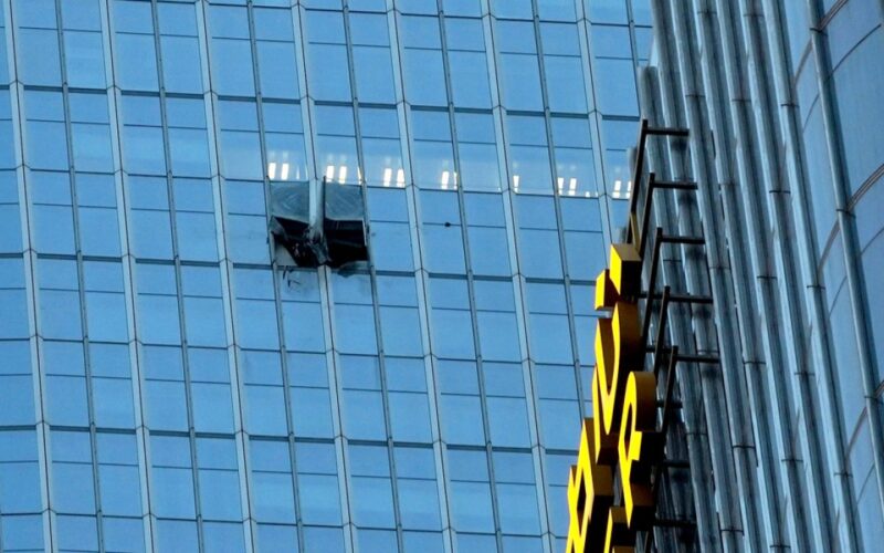 Small Plane Crashes Into Beijing’s Tallest Building