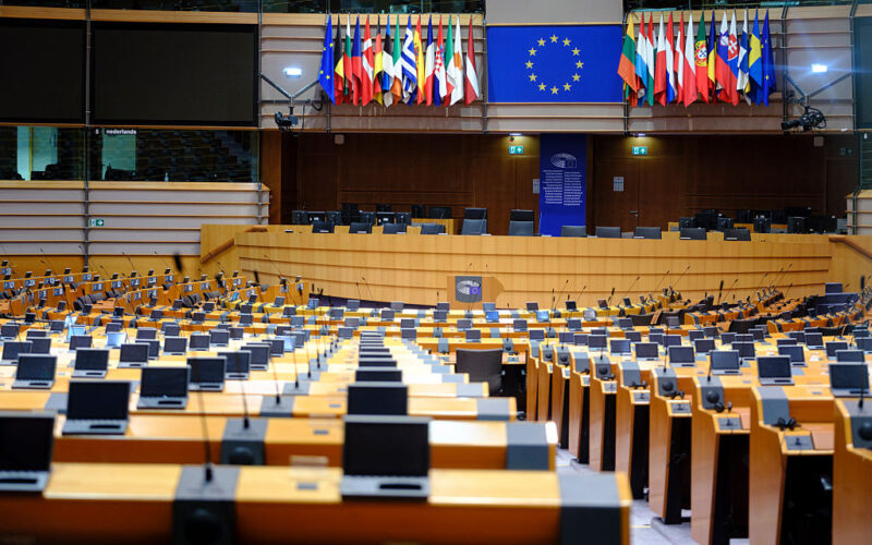 EU Parliament Shields Farmers, Restricts Plant-Based Meat Labels