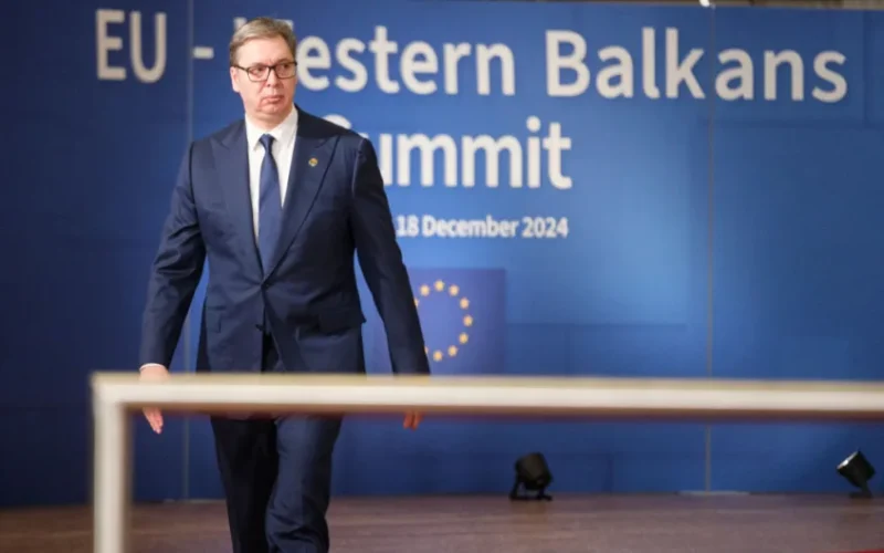 Cunning Serbian Leader Vučić Proves Thorn in Brussels’ Side