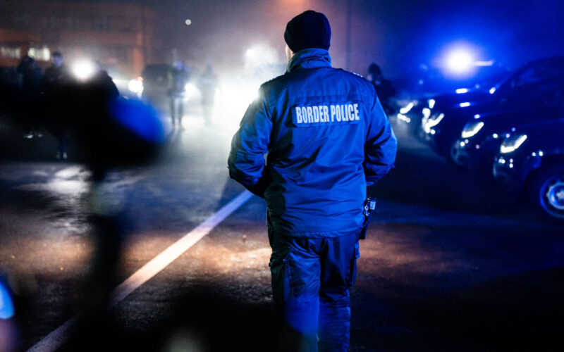 EU Pressures Schengen Nations to Drop Border Controls