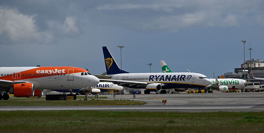EU Nations Keep Flight Delay Compensation Rules for Passengers