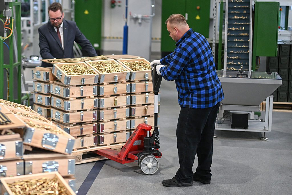 Poland Pays Highest Price for Ukraine Aid, Sees Little Return