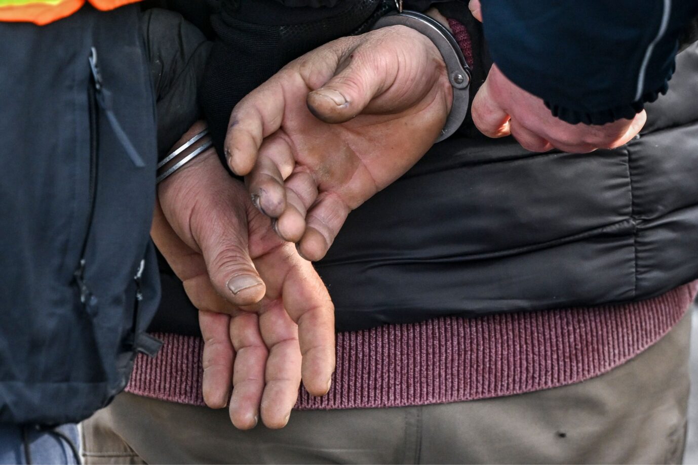 Four Girls Abused in Halle – Three Migrants Arrested