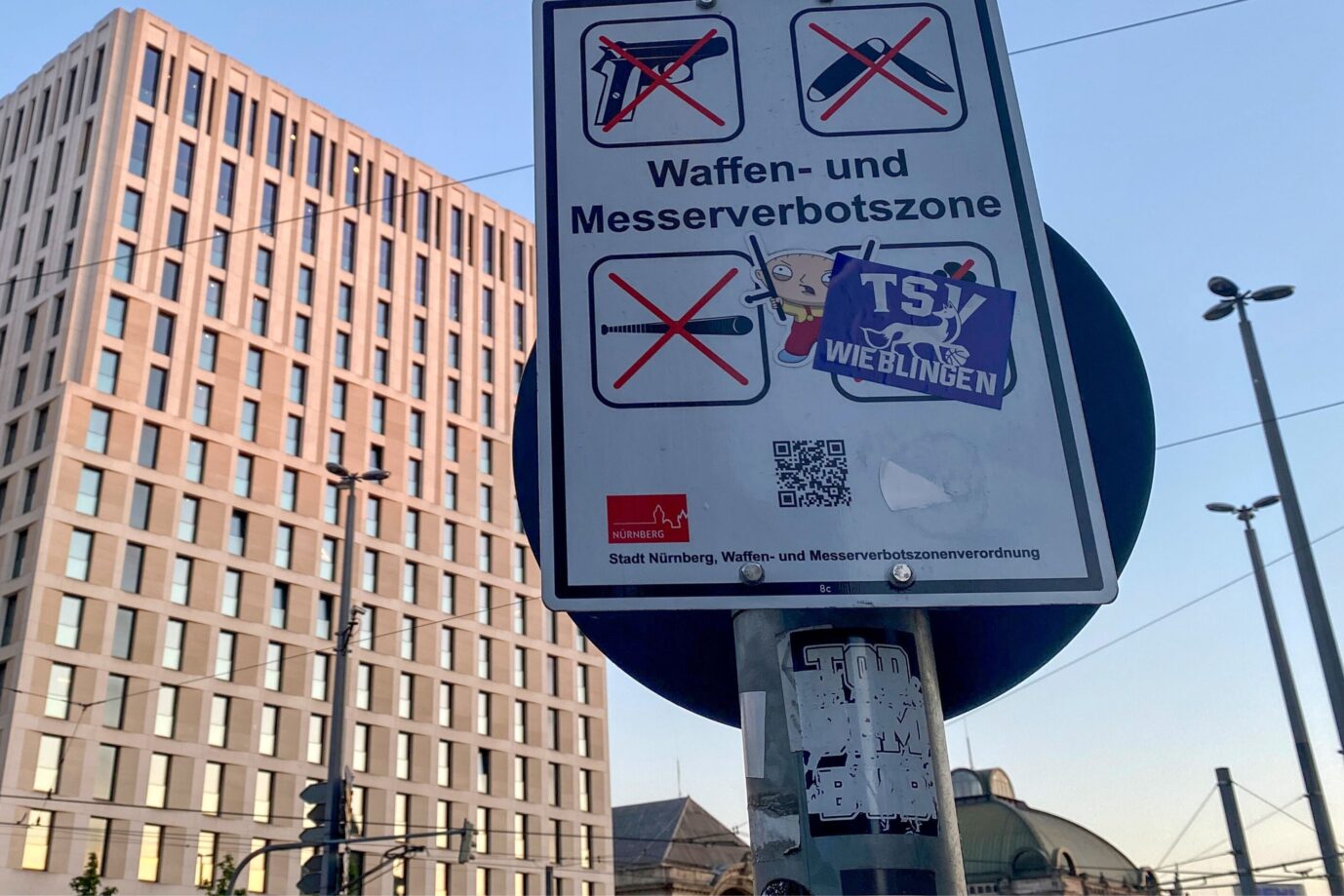 Grooming gangs in Germany: Boys harass girls and follow them
