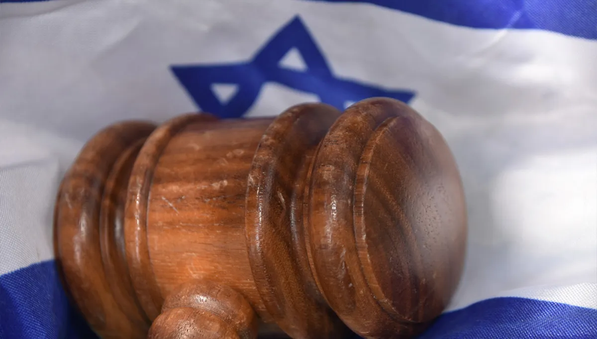 Jurist Stands in Defense of Israel Against Critics