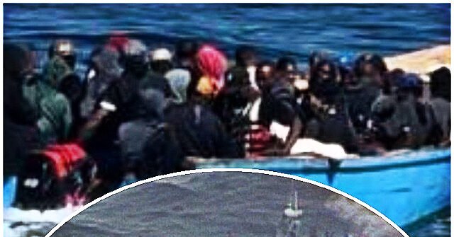 40 Migrants Arrested in Disabled Boat Near Puerto Rico
