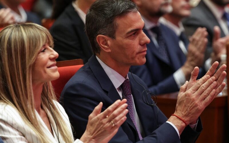Spanish PM’s Wife Surrenders Passport Amid Deepening Crisis