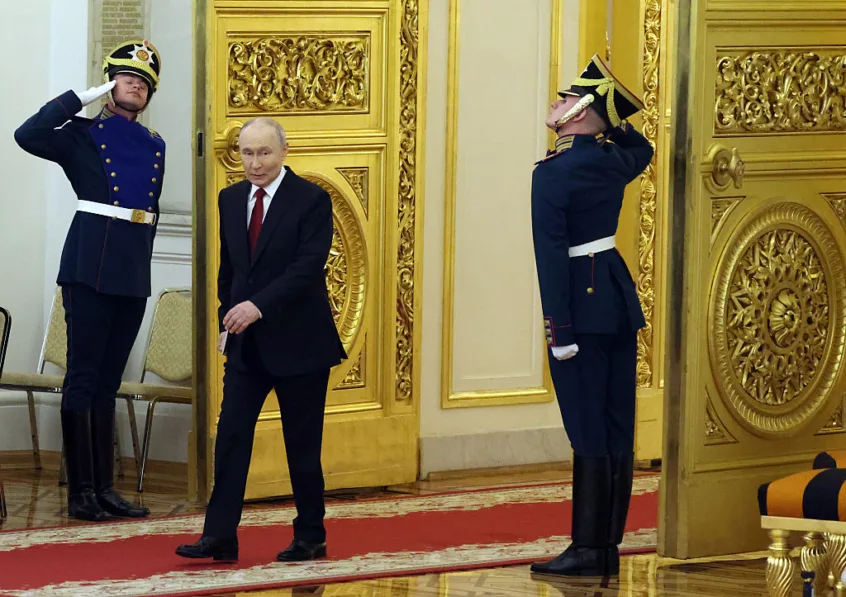 Putin Accuses NATO of Preparing for War on Russia