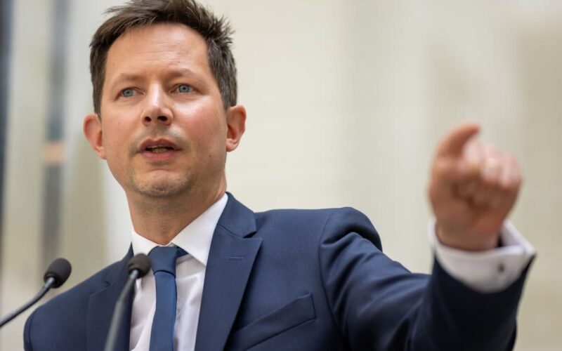 Bellamy Refuses to Pit Immigration Against Catholic Faith