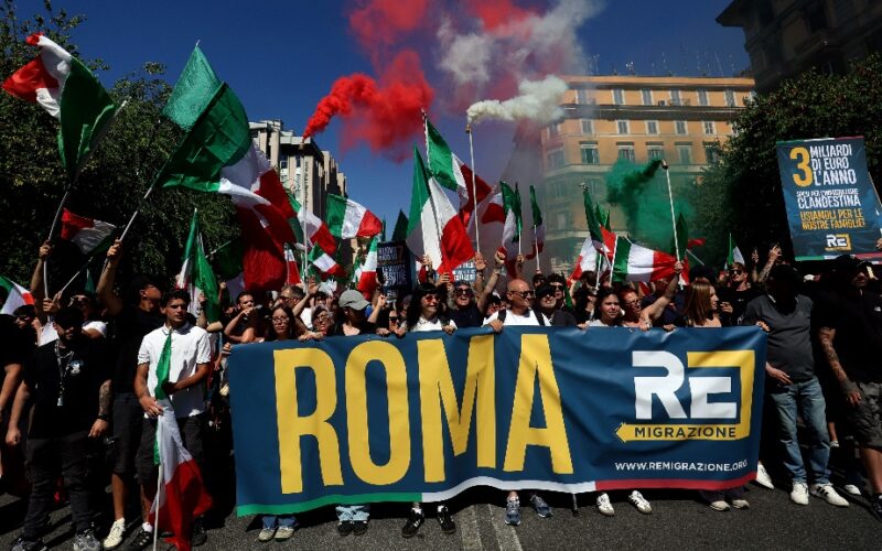Thousands march in Rome demanding remigration policies