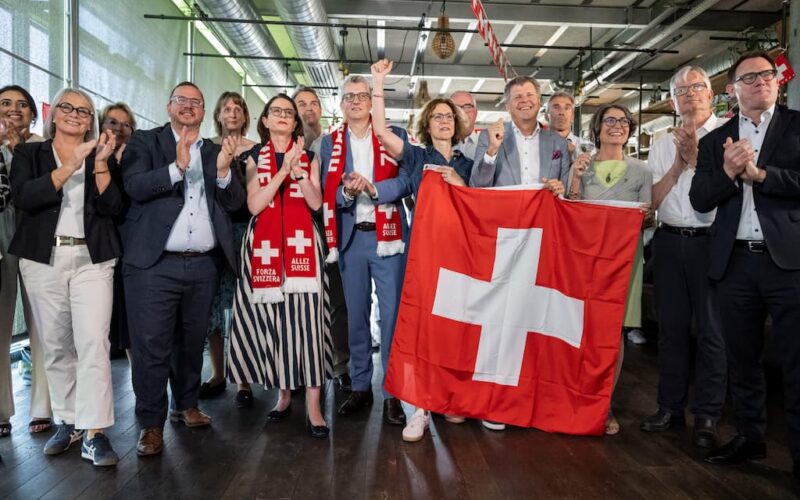 Swiss anti-immigration initiative gains over 45% of vote