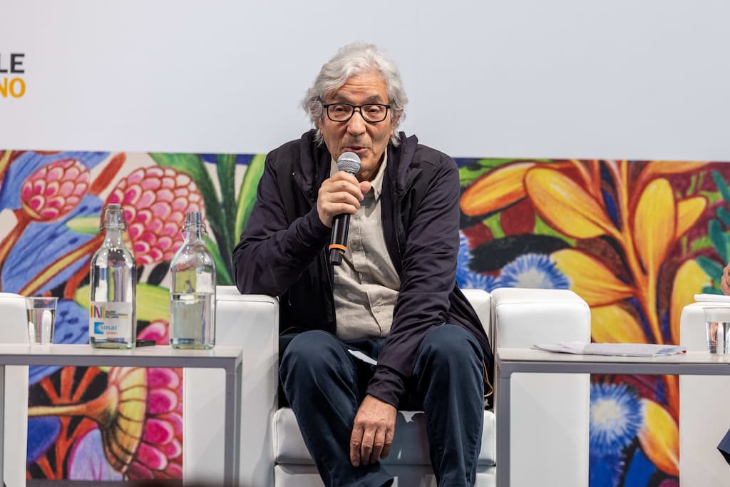 Algerian Author Sansal Crashes Retailleau’s First Rally