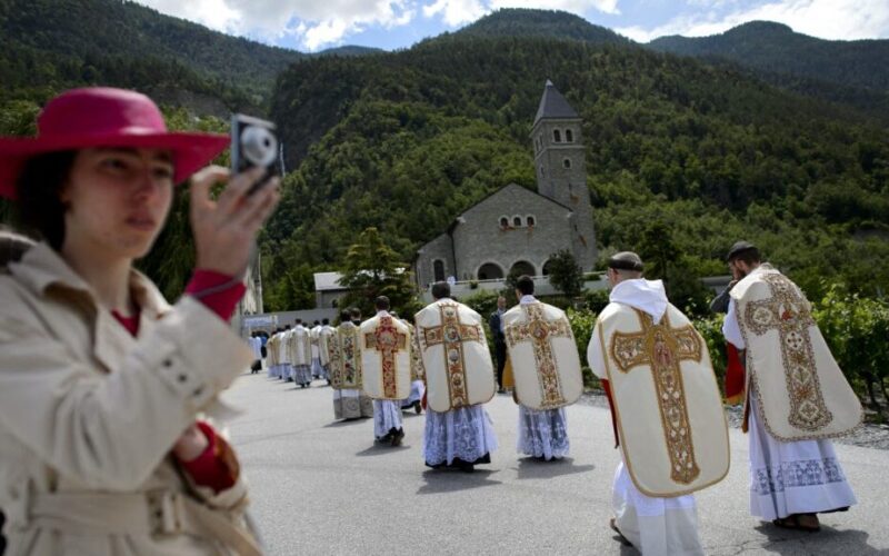 SSPX’s New Bishops and Europe’s Religious Crisis