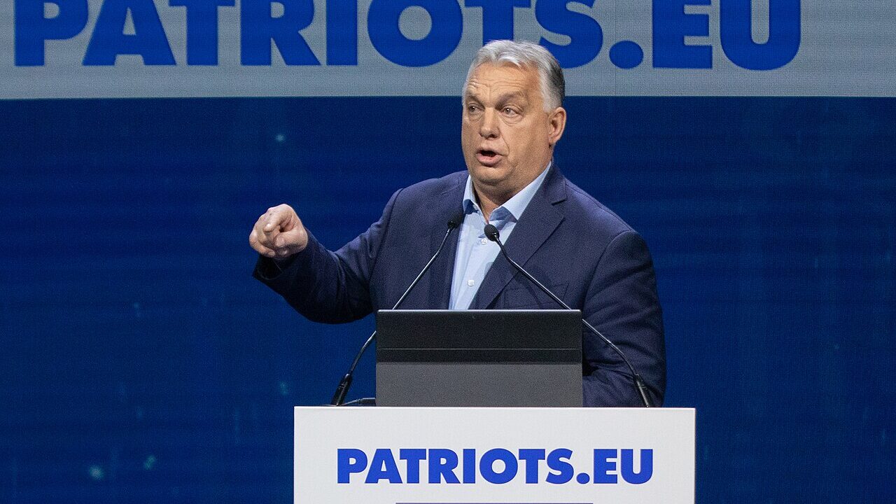Orbán Vows to Fight EU Migration Pact Despite Election Loss