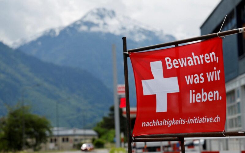 Switzerland Voters Reject Population Cap at 10 Million