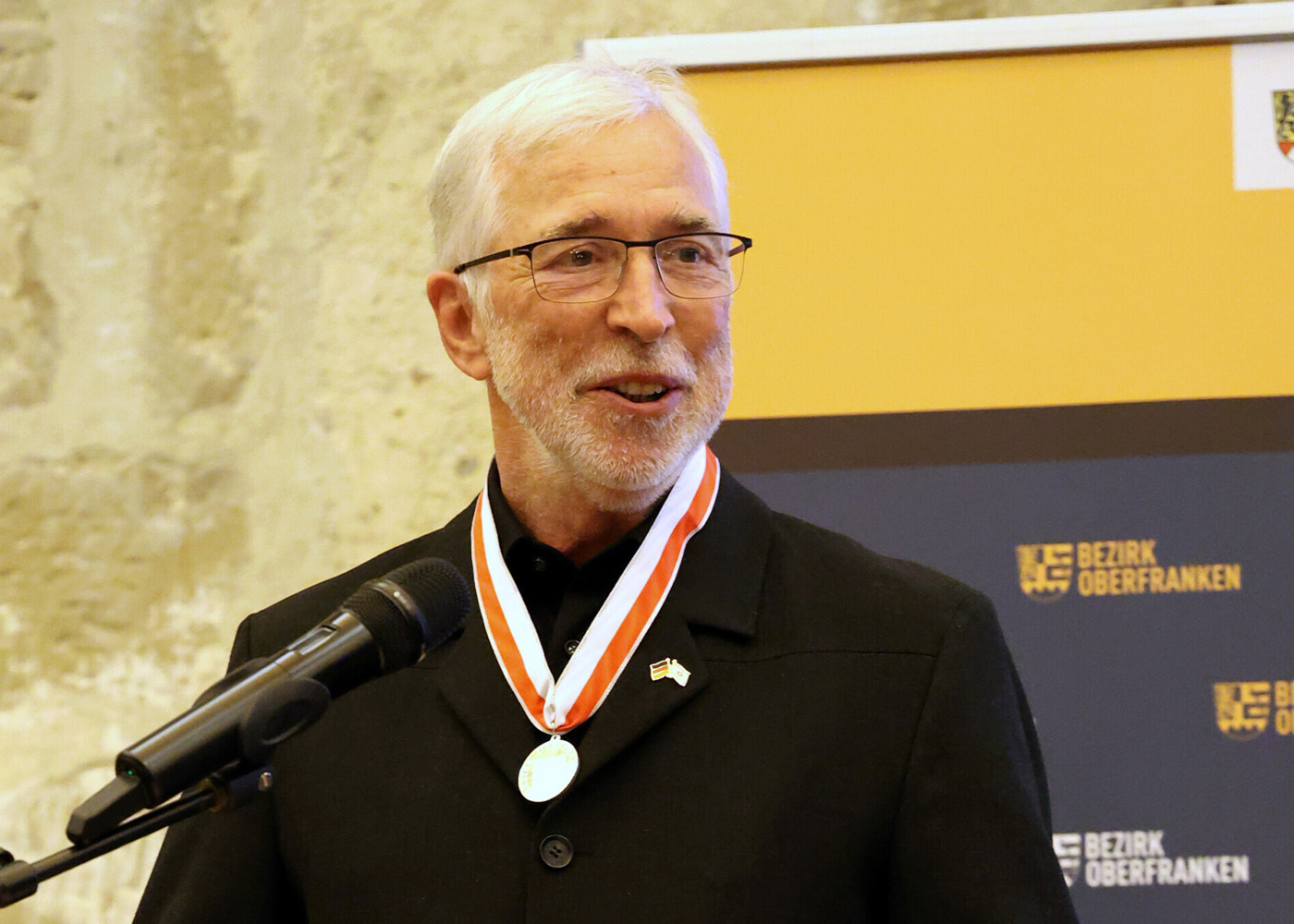 CSU Embarrassed After Awarding Honor to AfD Politician