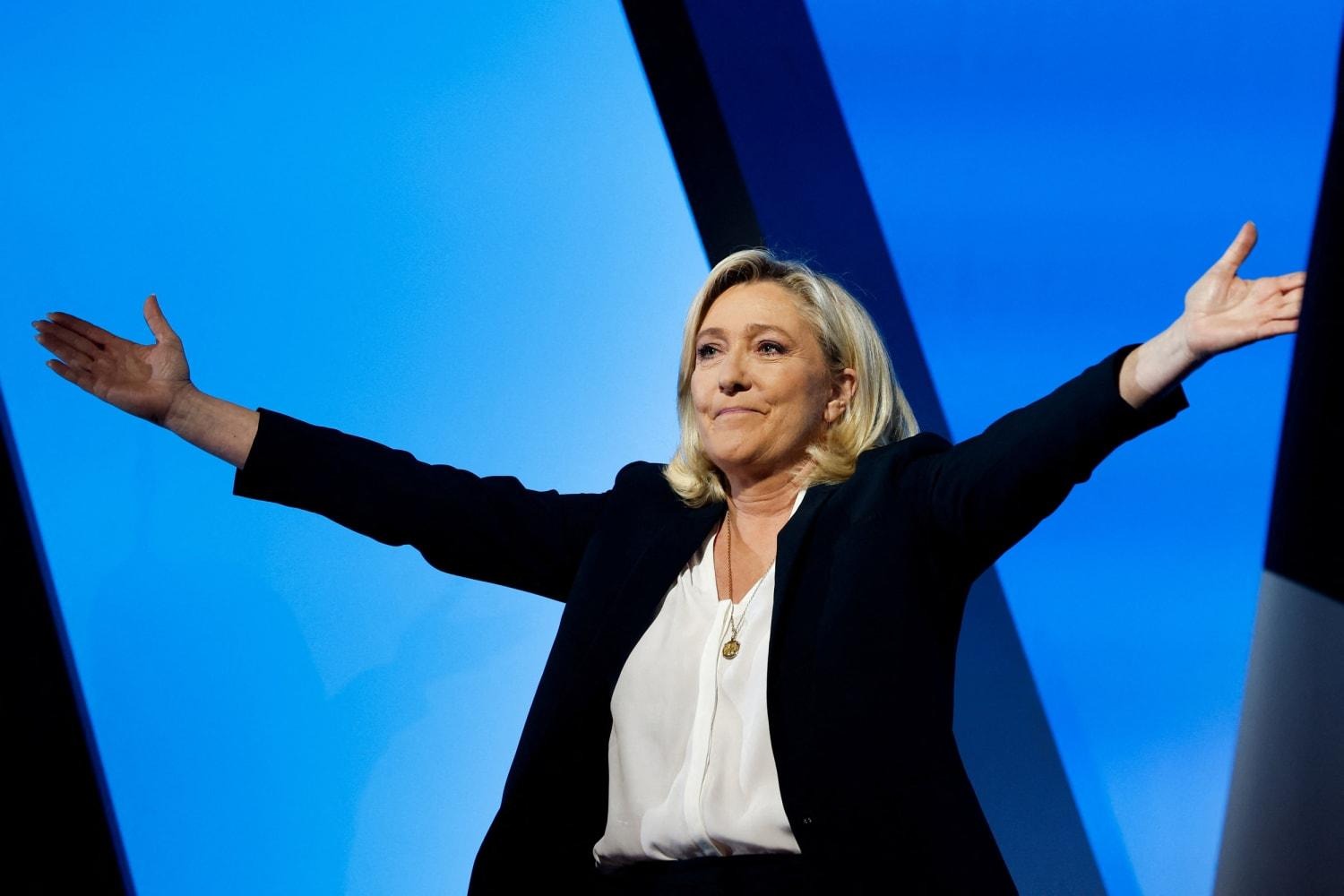 Le Pen warns of risk of blind alignment with Trump