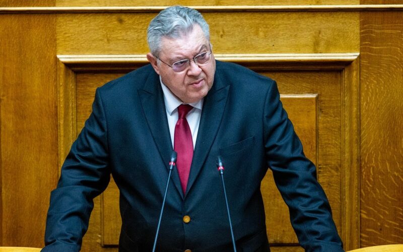 NIKI’s Oikonomopoulos demands hidden Migration Ministry asylum files