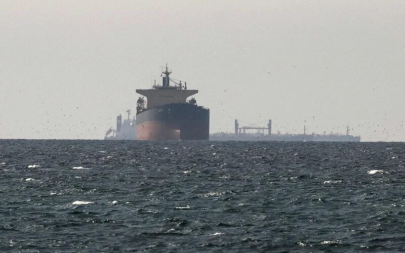 Oman, Iran Announce Plan to Control Strait of Hormuz Costs