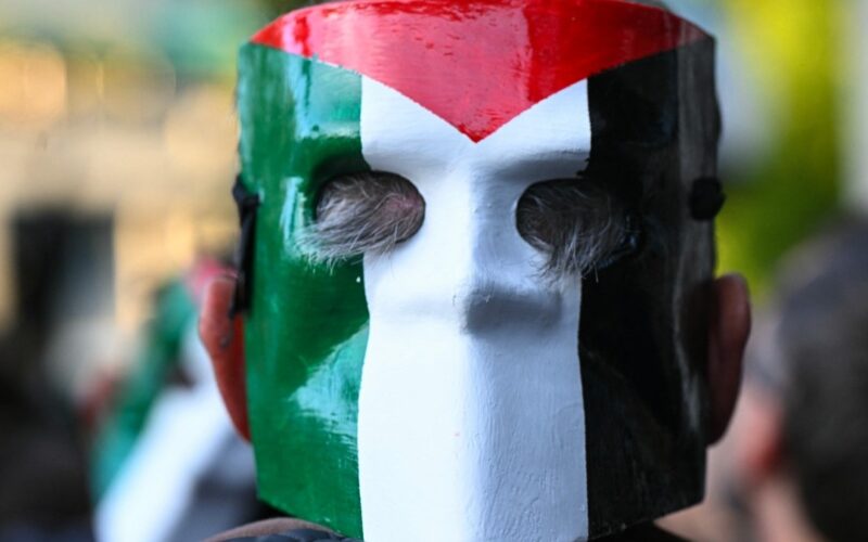 Italian School Bans Pro-Italy Banner, Allows Palestine Flags