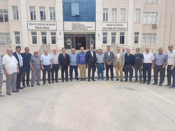 What does the AKP have to do with Thrace children’s education?