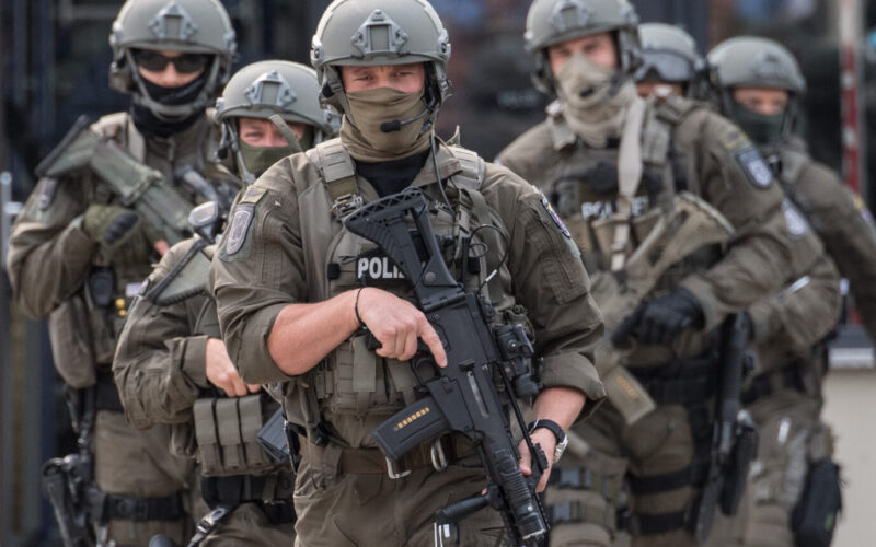 Terror Alert in Saxony: Special Forces Arrest 13-Year-Old Syrian