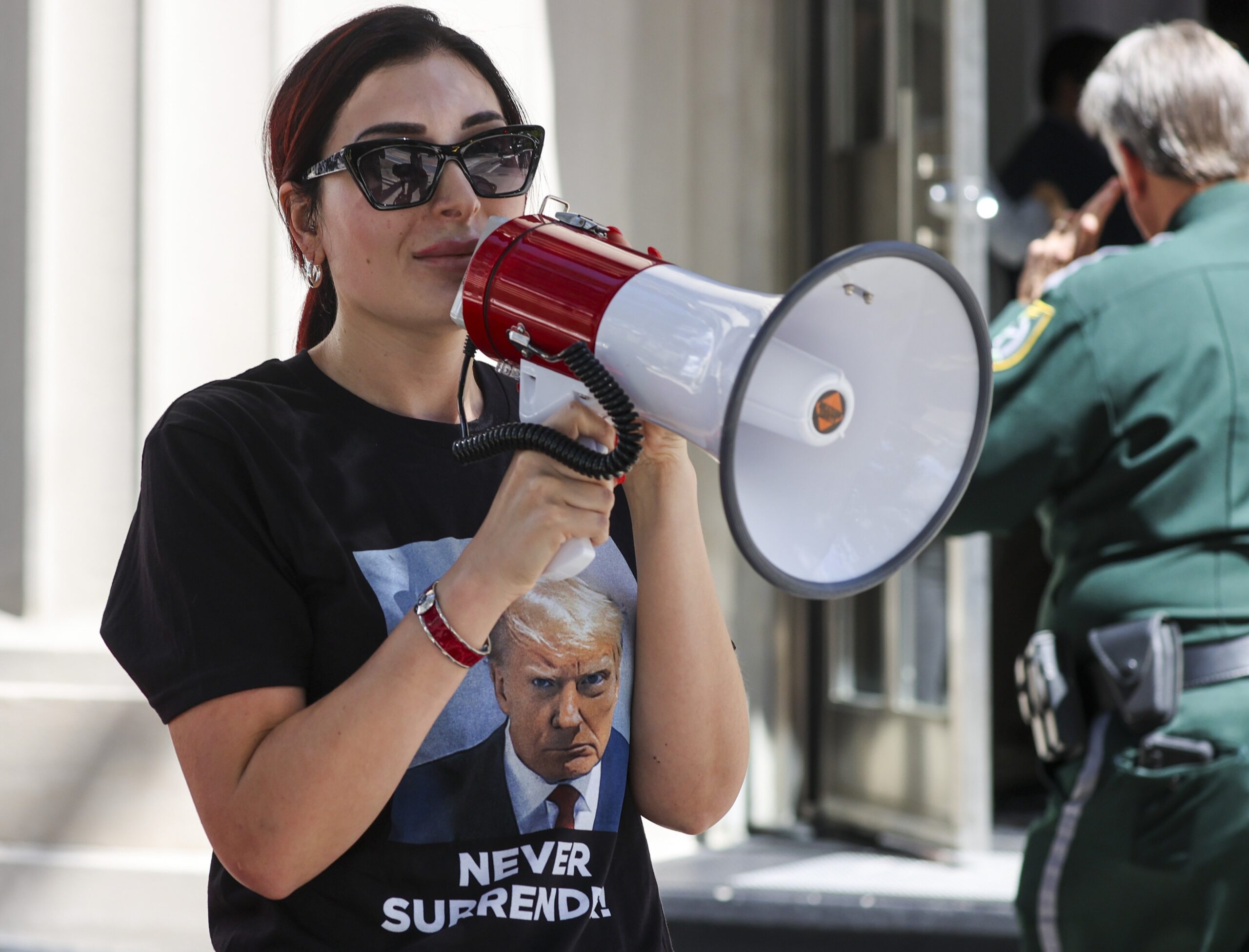 Wortgewaltige Aktivistin mit erheblichem Einfluss: Laura Loomer.