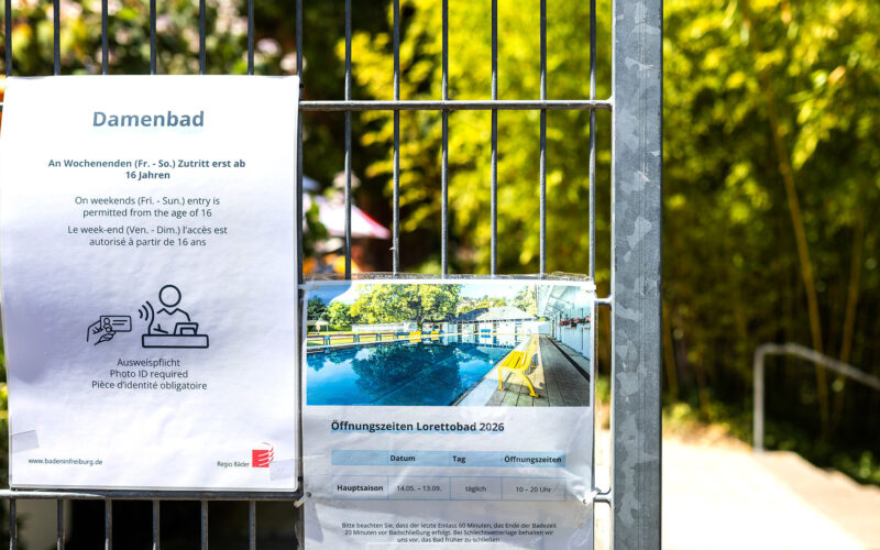 Pool Halts Admissions After Surge of Female Migrants