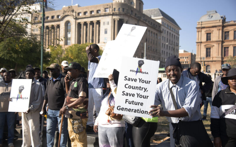 South Africa: Mood Turns Against Migrants Amid Violent Protests